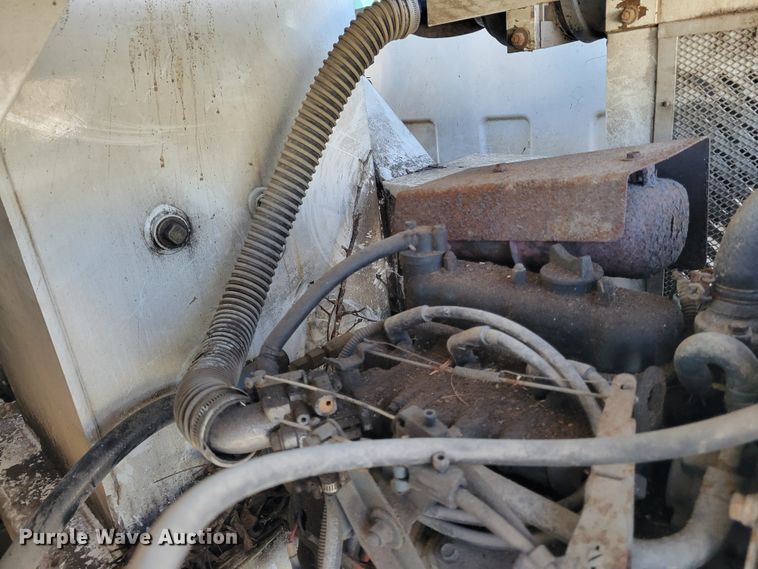 image for item KH9890 2008 GMC C7500  forestry bucket truck