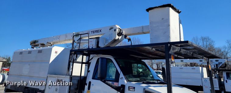 image for item KH9890 2008 GMC C7500  forestry bucket truck