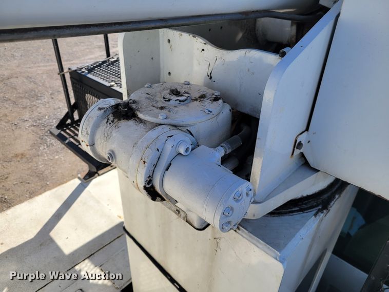 image for item KH9890 2008 GMC C7500  forestry bucket truck