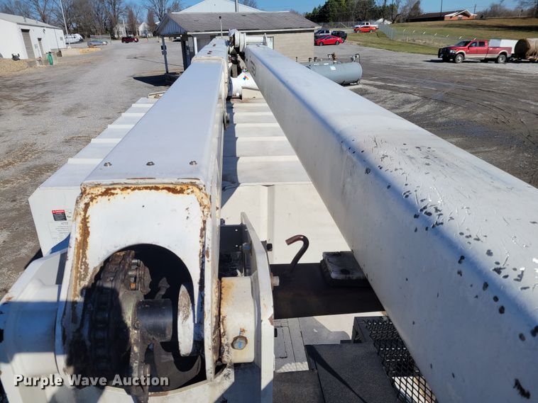 image for item KH9890 2008 GMC C7500  forestry bucket truck