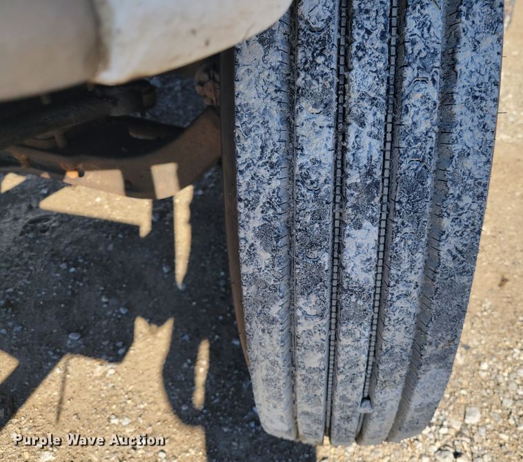 image for item KH9890 2008 GMC C7500  forestry bucket truck