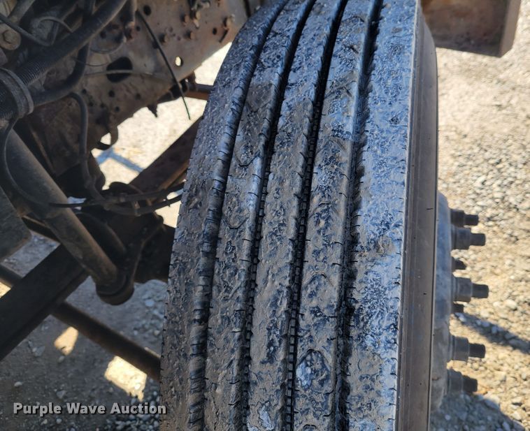 image for item KH9890 2008 GMC C7500  forestry bucket truck