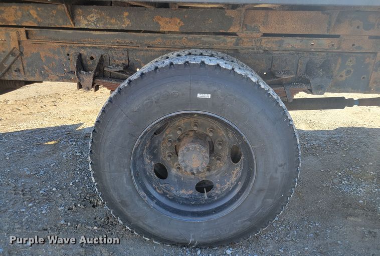 image for item KH9890 2008 GMC C7500  forestry bucket truck