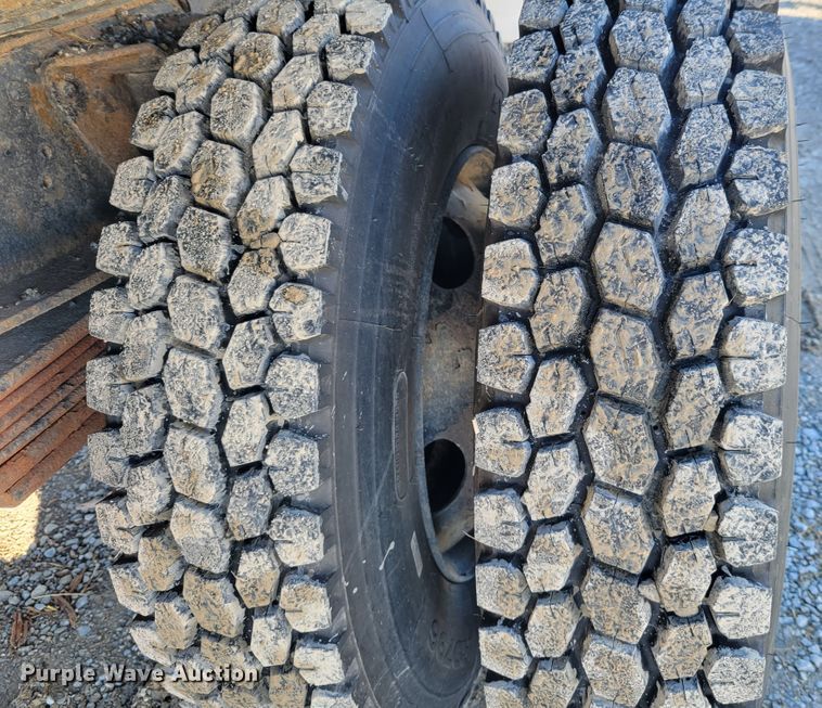 image for item KH9890 2008 GMC C7500  forestry bucket truck