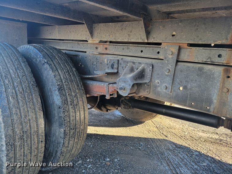 image for item KH9891 2006 GMC C7500  forestry bucket truck