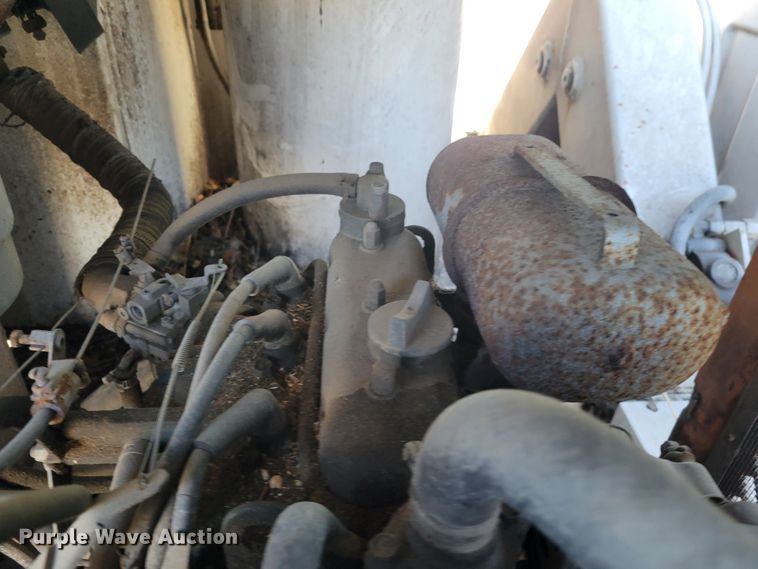 image for item KH9891 2006 GMC C7500  forestry bucket truck