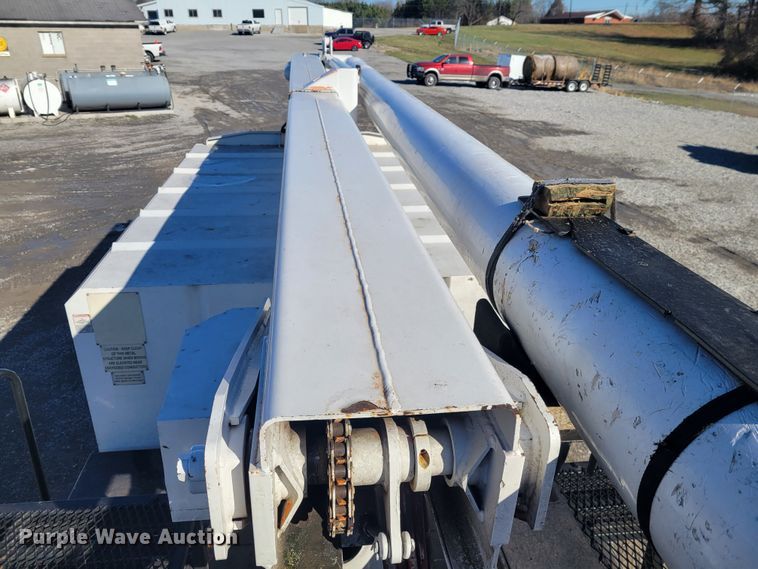 image for item KH9891 2006 GMC C7500  forestry bucket truck