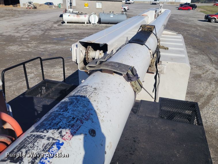 image for item KH9891 2006 GMC C7500  forestry bucket truck