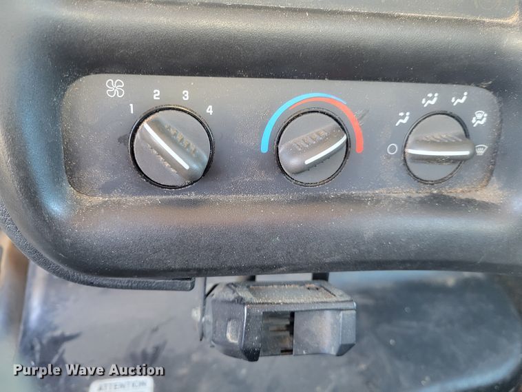 image for item KH9891 2006 GMC C7500  forestry bucket truck