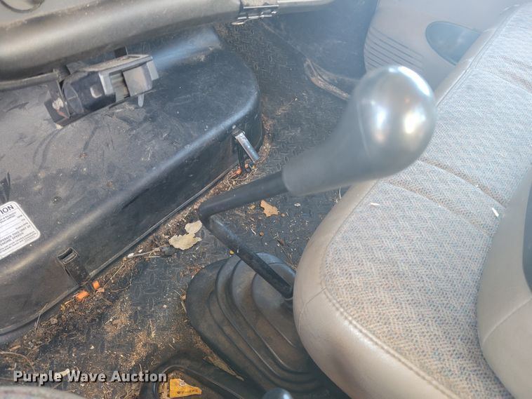 image for item KH9891 2006 GMC C7500  forestry bucket truck