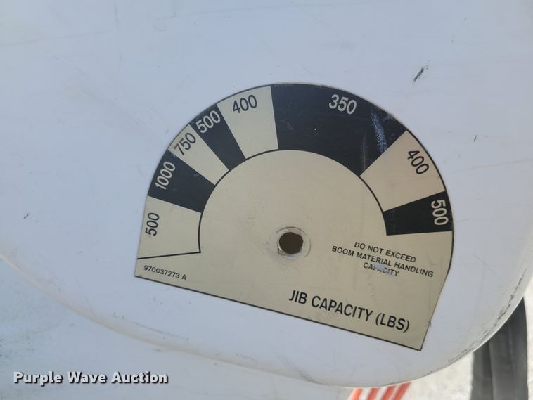 image for item KH9892 2011 International DuraStar 4400  bucket truck