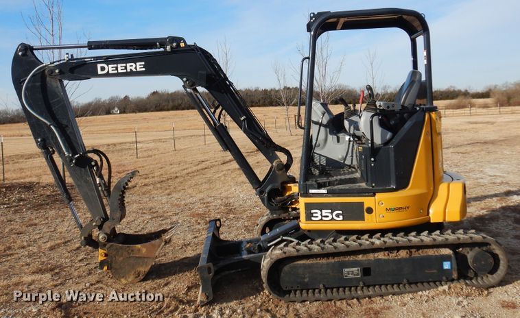 image for item KJ9515 2020 John Deere 35G  mini excavator