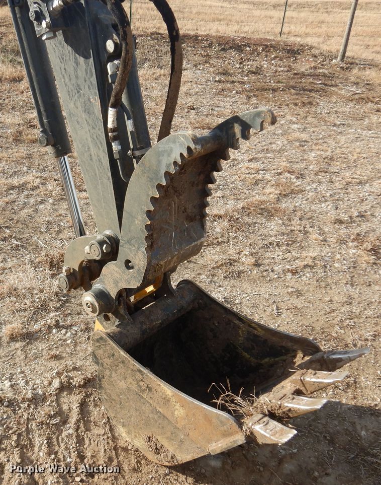 image for item KJ9515 2020 John Deere 35G  mini excavator