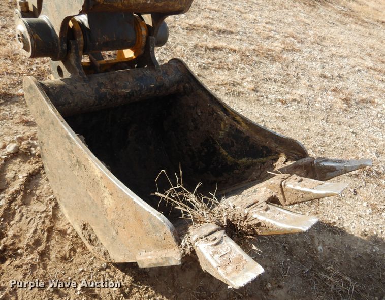 image for item KJ9515 2020 John Deere 35G  mini excavator