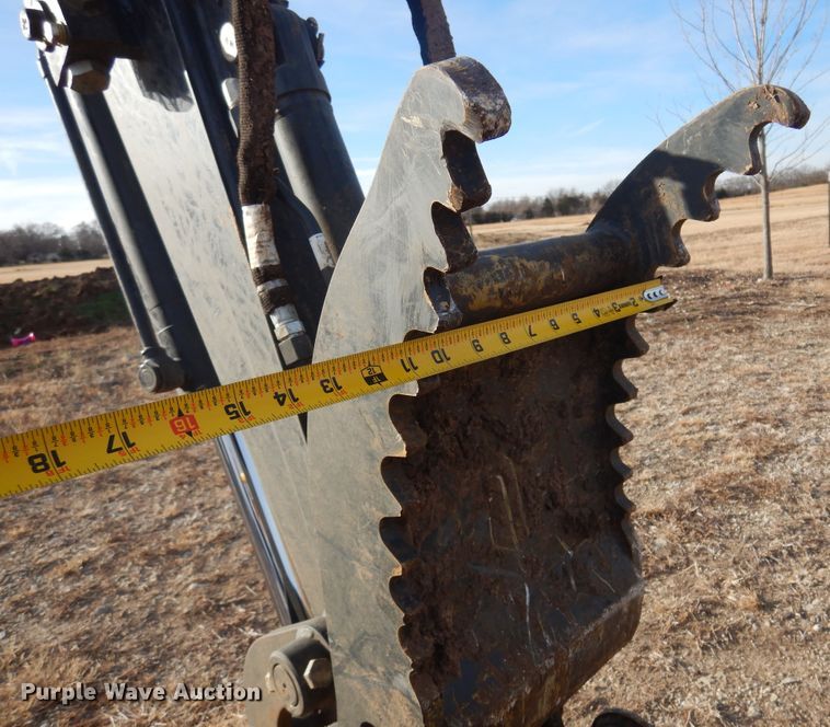 image for item KJ9515 2020 John Deere 35G  mini excavator