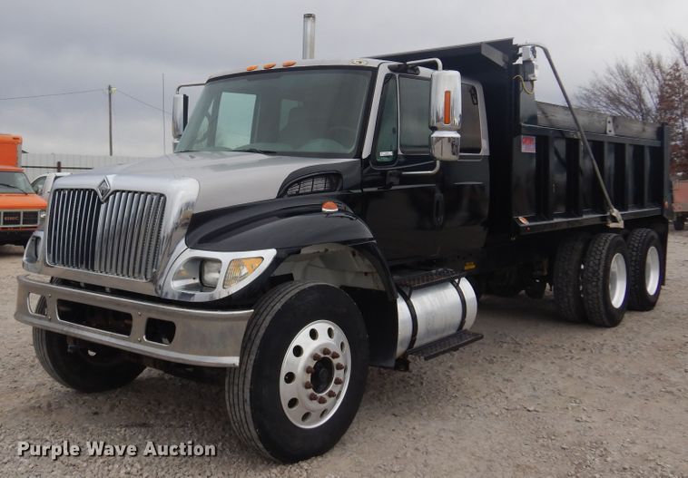 image for item KO9533 2007 International 7400  dump truck