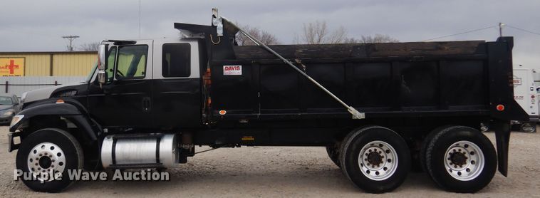 image for item KO9533 2007 International 7400  dump truck