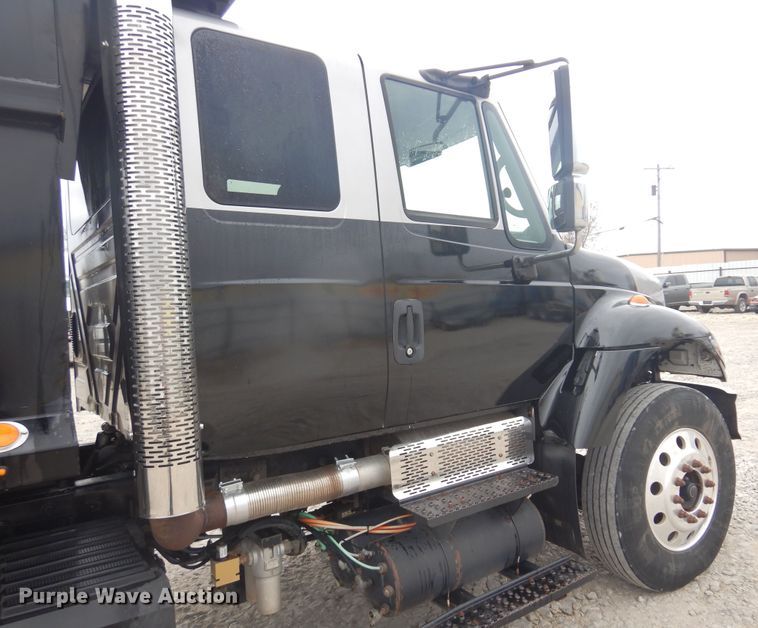 image for item KO9533 2007 International 7400  dump truck