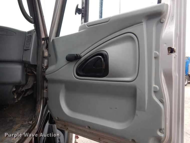 image for item KO9533 2007 International 7400  dump truck