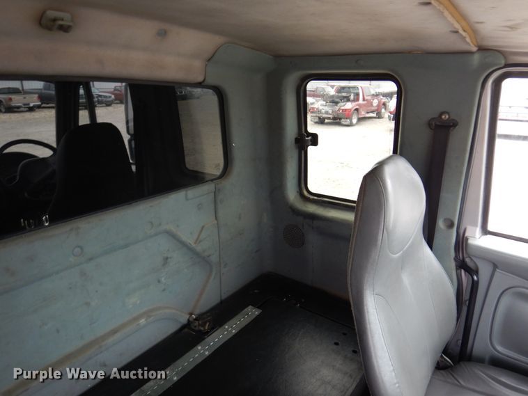 image for item KO9533 2007 International 7400  dump truck