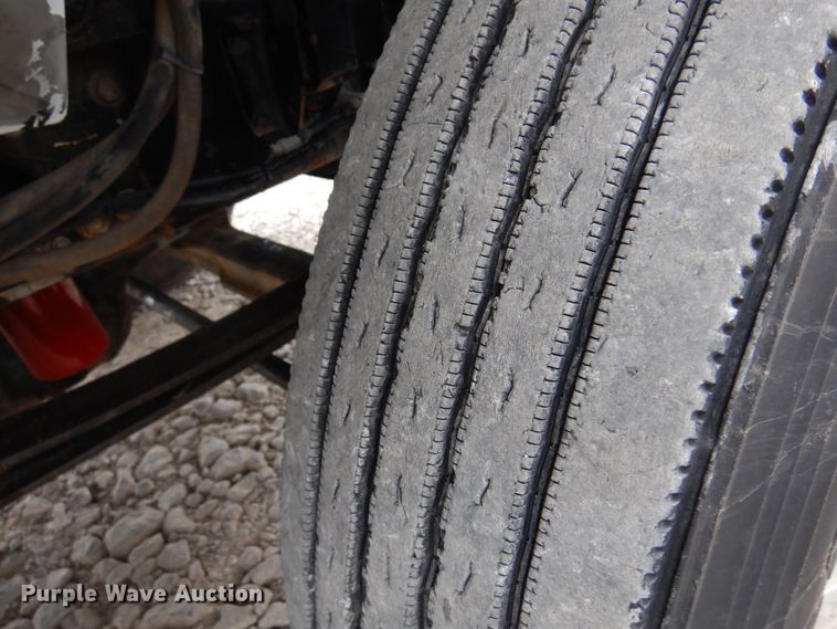 image for item KO9533 2007 International 7400  dump truck