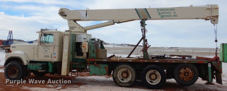 image for item KS9344 1981 International Transtar 4300  crane truck