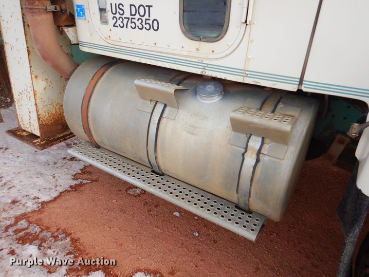 image for item KS9344 1981 International Transtar 4300  crane truck