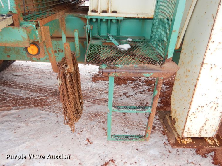 image for item KS9344 1981 International Transtar 4300  crane truck