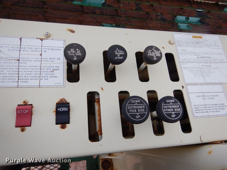 image for item KS9344 1981 International Transtar 4300  crane truck