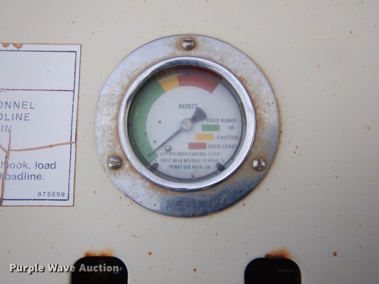 image for item KS9344 1981 International Transtar 4300  crane truck