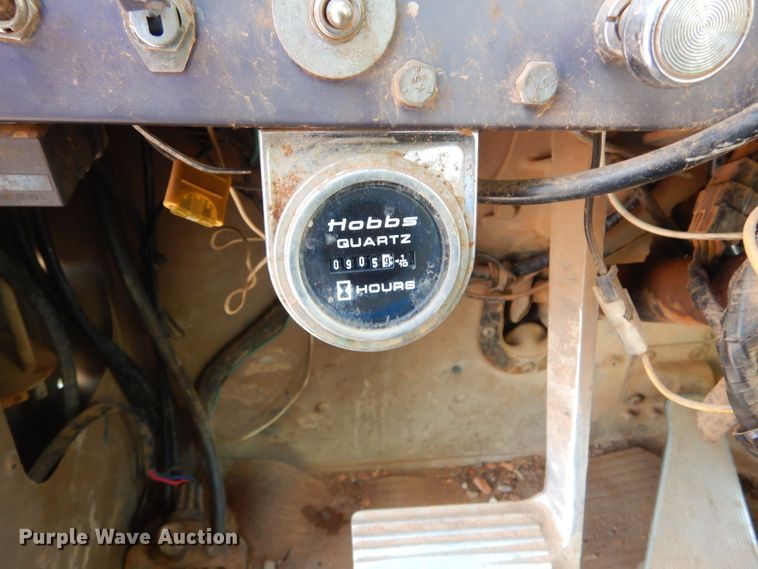 image for item KS9344 1981 International Transtar 4300  crane truck