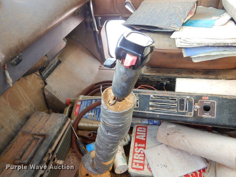 image for item KS9344 1981 International Transtar 4300  crane truck