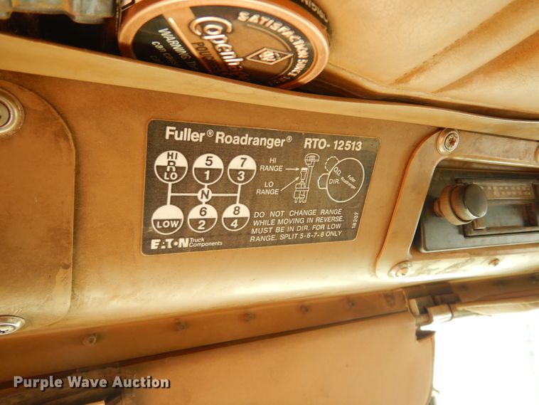 image for item KS9344 1981 International Transtar 4300  crane truck