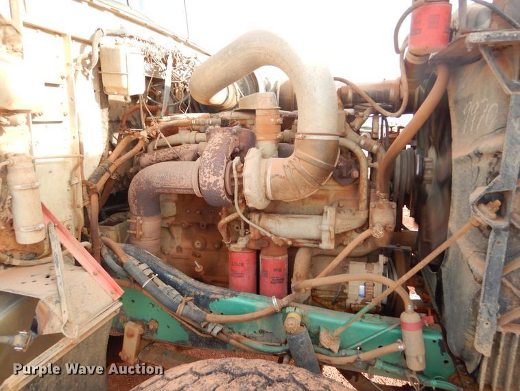 image for item KS9344 1981 International Transtar 4300  crane truck