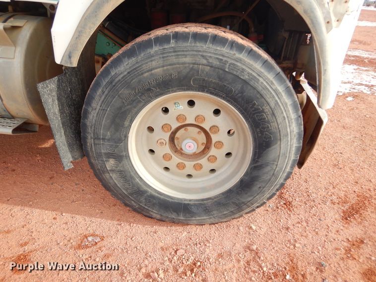 image for item KS9344 1981 International Transtar 4300  crane truck