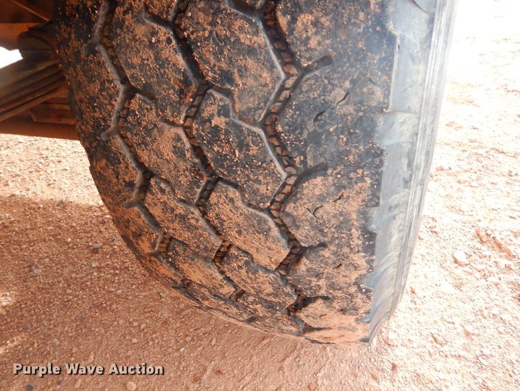 image for item KS9344 1981 International Transtar 4300  crane truck