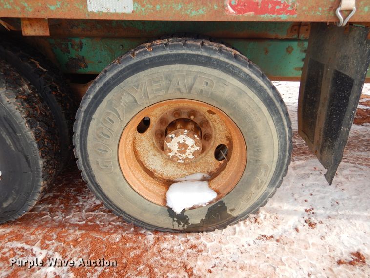 image for item KS9344 1981 International Transtar 4300  crane truck