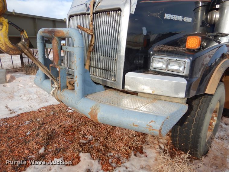 image for item KS9345 2007 Western Star 4900  crane truck