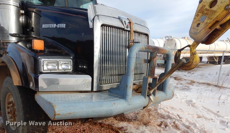 image for item KS9345 2007 Western Star 4900  crane truck