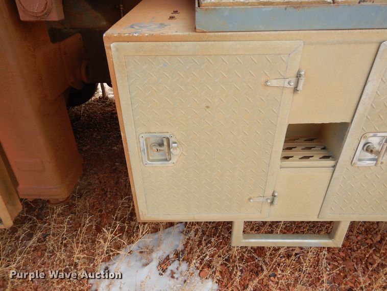 image for item KS9345 2007 Western Star 4900  crane truck