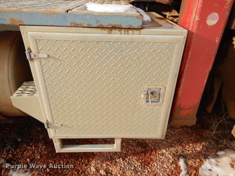 image for item KS9345 2007 Western Star 4900  crane truck