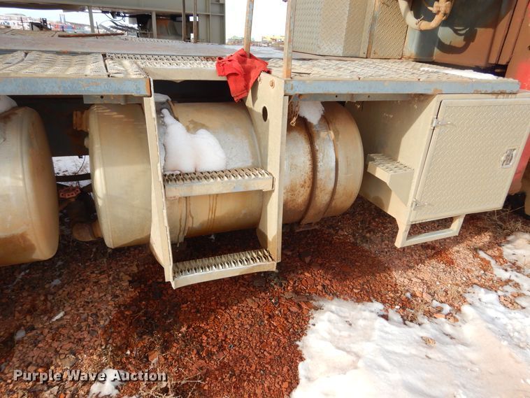 image for item KS9345 2007 Western Star 4900  crane truck