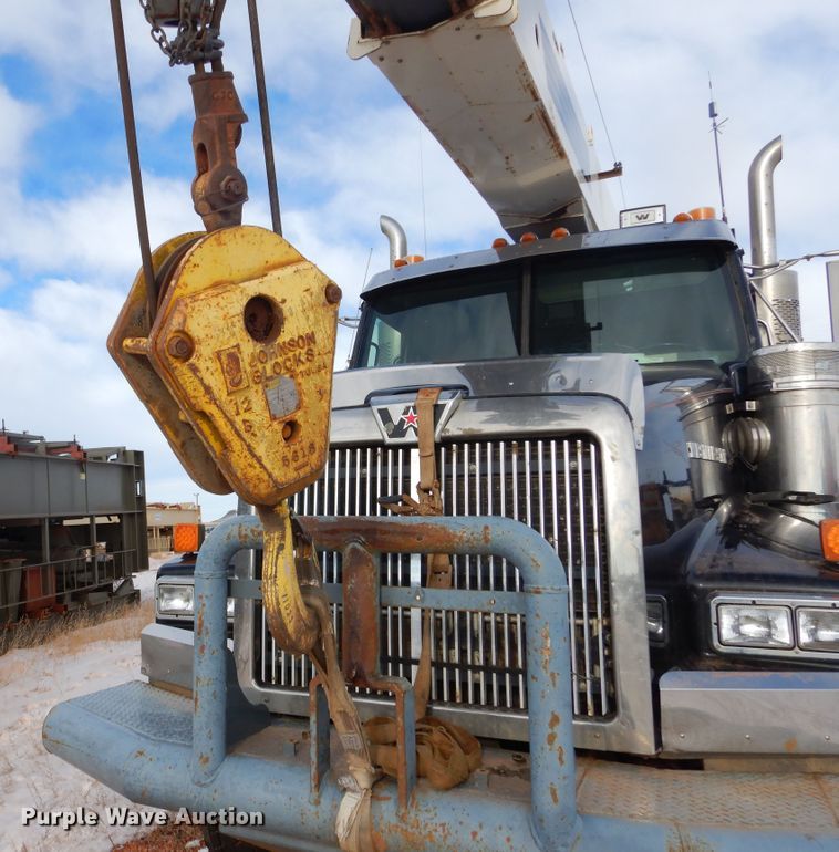 image for item KS9345 2007 Western Star 4900  crane truck