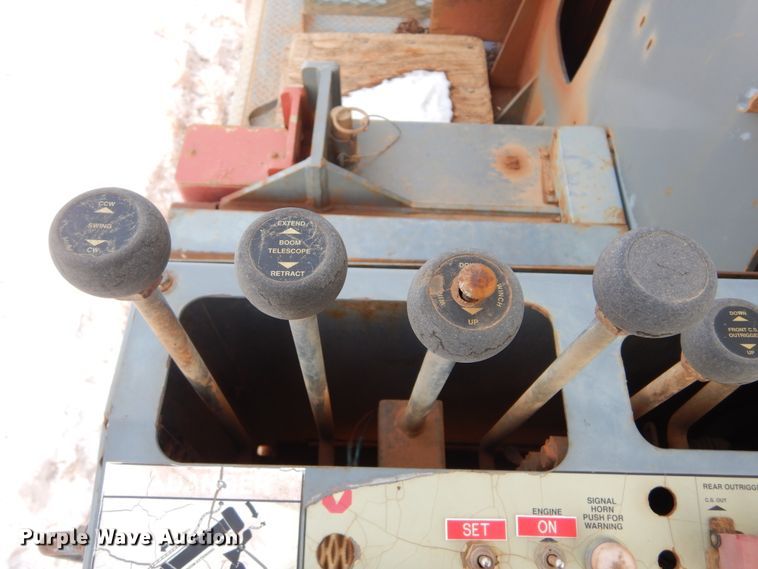 image for item KS9345 2007 Western Star 4900  crane truck