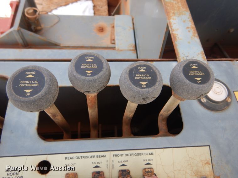 image for item KS9345 2007 Western Star 4900  crane truck