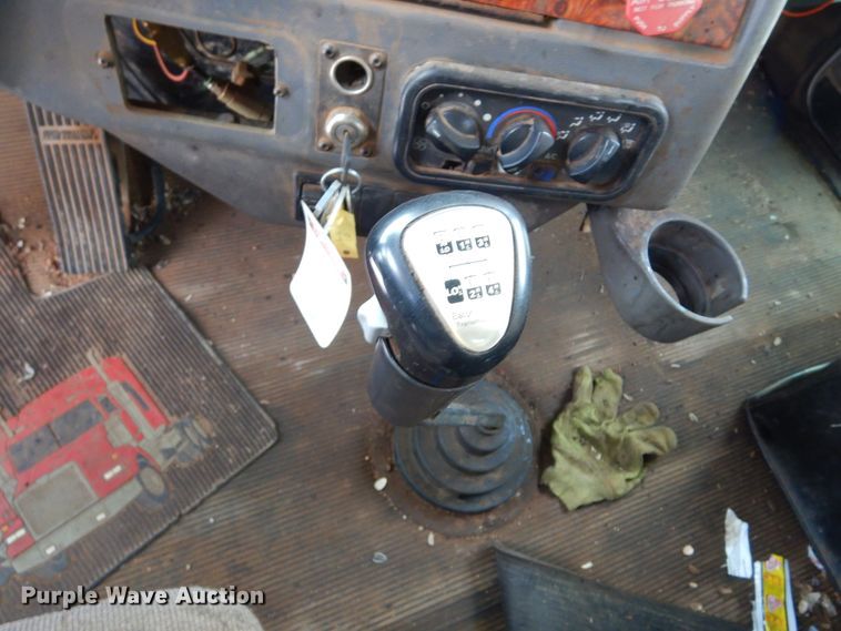 image for item KS9345 2007 Western Star 4900  crane truck