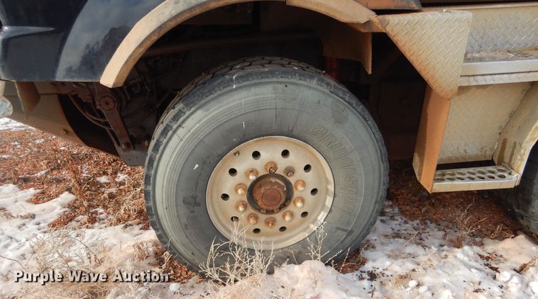 image for item KS9345 2007 Western Star 4900  crane truck