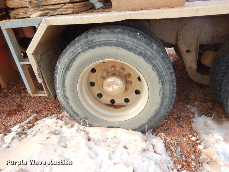 image for item KS9345 2007 Western Star 4900  crane truck