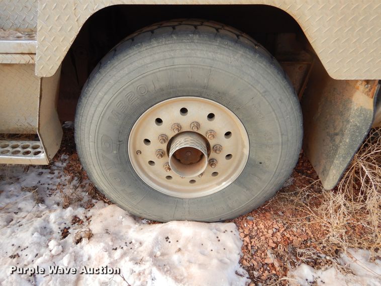 image for item KS9345 2007 Western Star 4900  crane truck