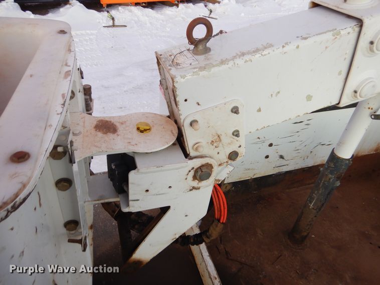 image for item KS9346 2013 Dodge Ram 5500HD  bucket truck